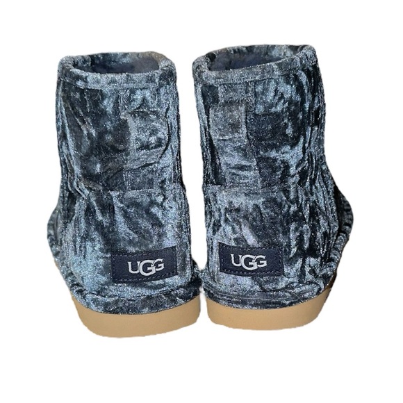 UGG • Classic Mini II Velvet Boots • Blue Wool Lining • Size 5 Women’s - Picture 2 of 7